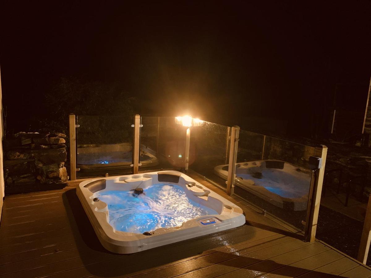 Finest Retreats - Tegannedd - Luxury Grade II Listed Cottage With Hot Tub Ffestiniog エクステリア 写真