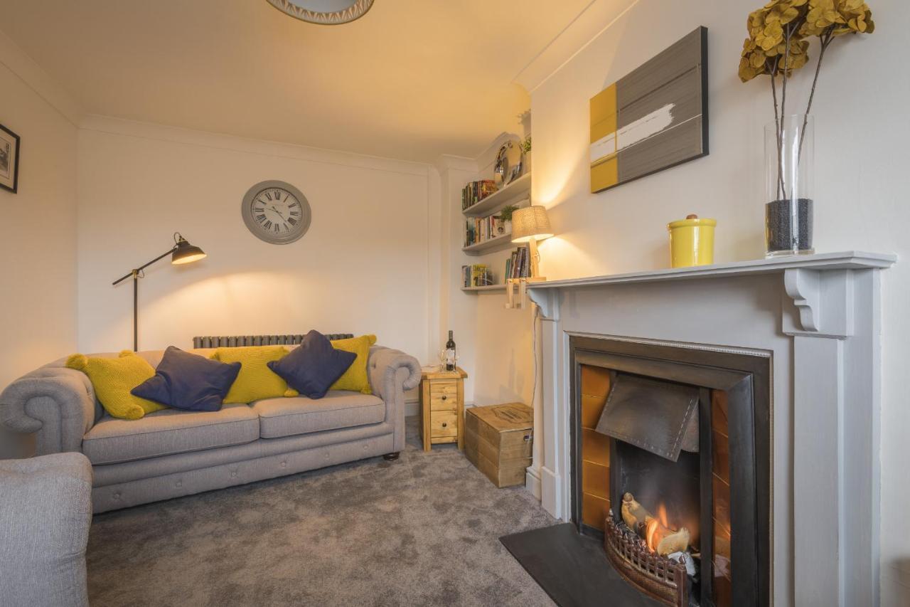 Finest Retreats - Tegannedd - Luxury Grade II Listed Cottage With Hot Tub Ffestiniog エクステリア 写真